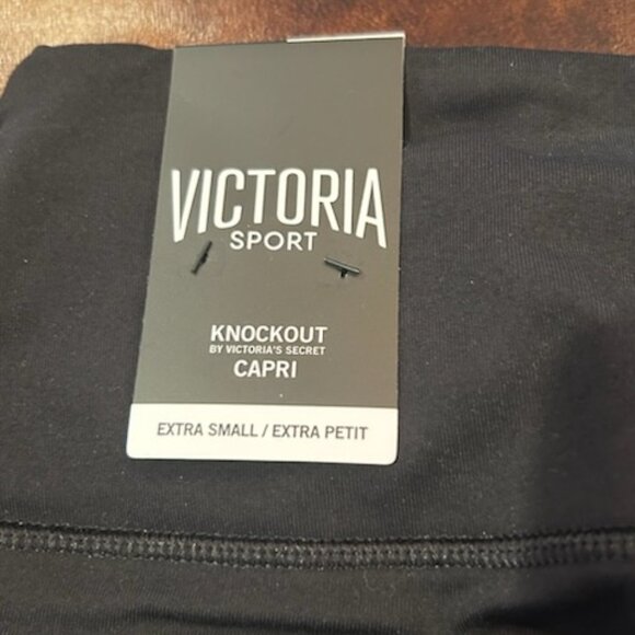 NWT Victoria's Secret Victoria Sport Knockout Capri Leggings - Picture 6 of 12